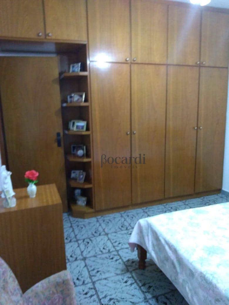 Apartamento à venda com 2 quartos, 70m² - Foto 13