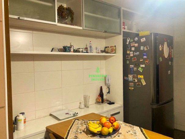 Apartamento à venda com 3 quartos, 121m² - Foto 6