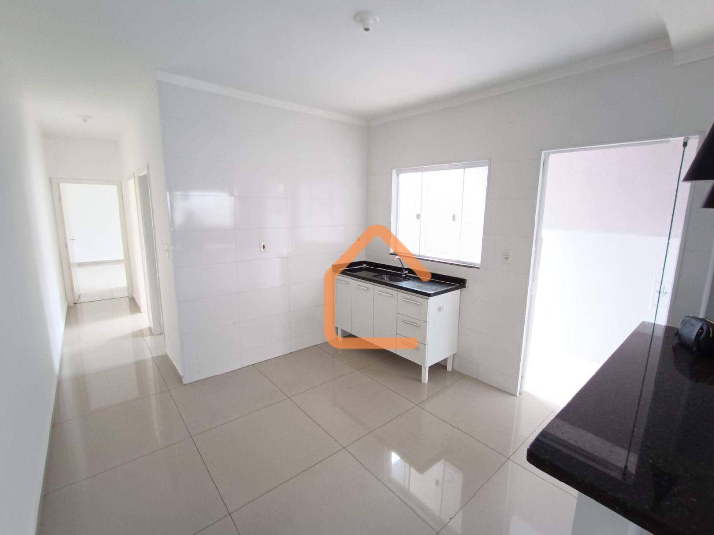 Casa para alugar com 2 quartos, 80m² - Foto 3