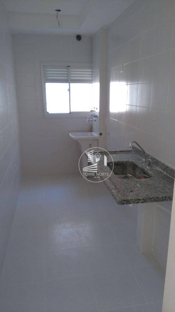 Apartamento à venda com 2 quartos, 141m² - Foto 11