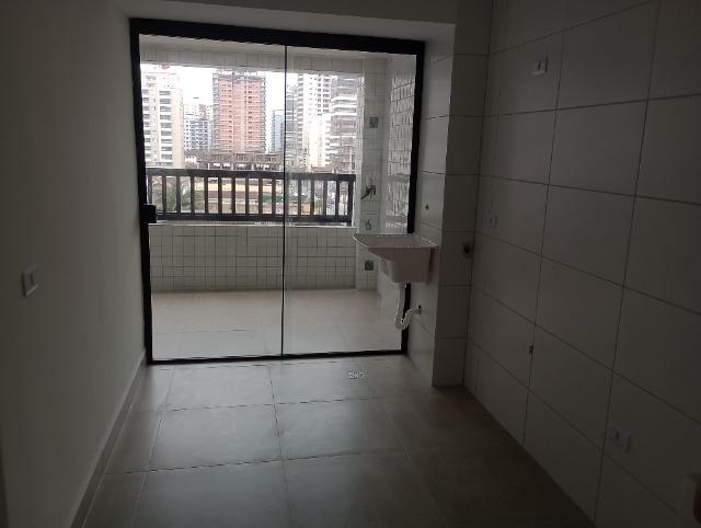 Apartamento à venda com 2 quartos, 71m² - Foto 2