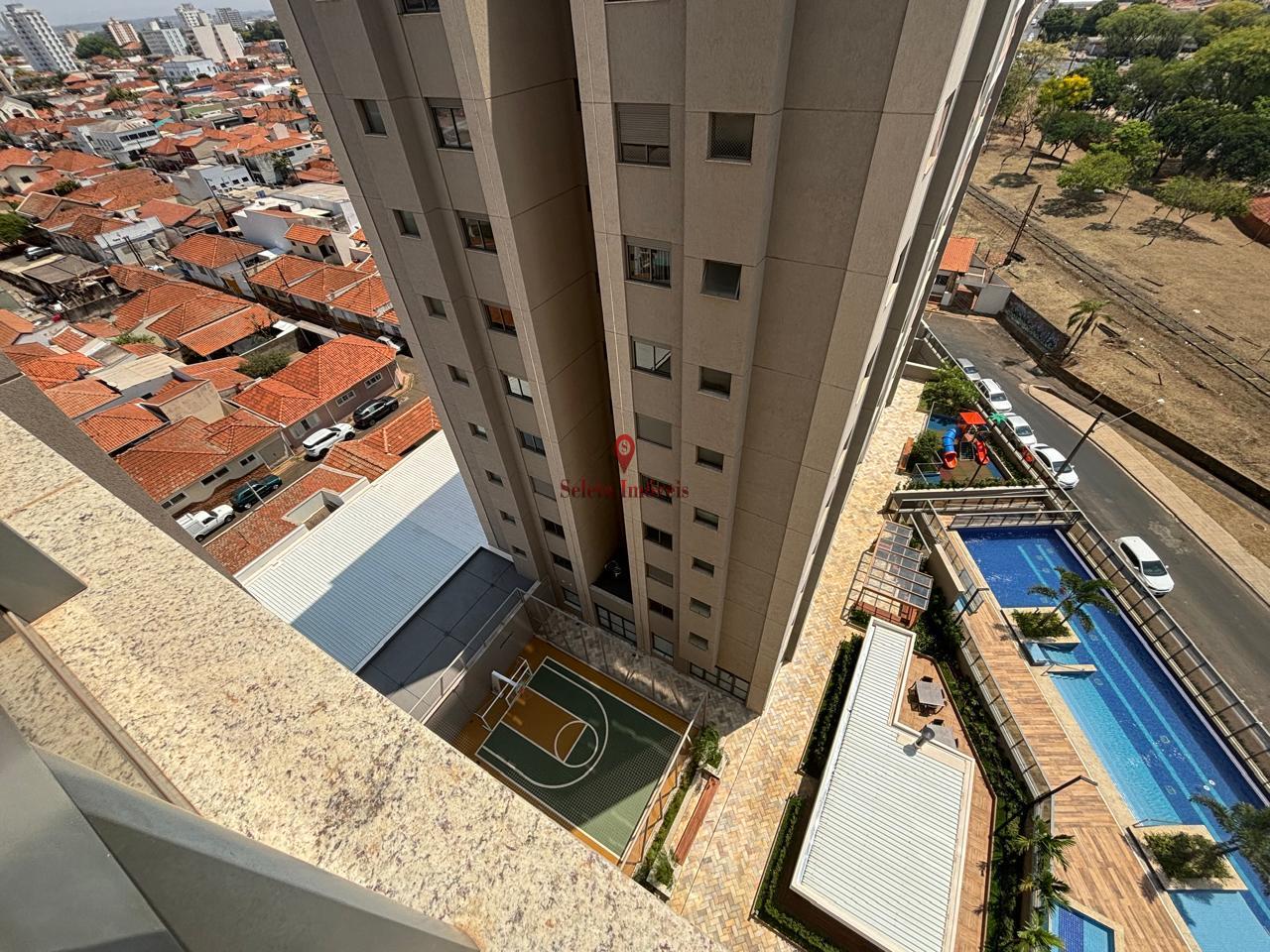 Apartamento à venda com 3 quartos, 134m² - Foto 1