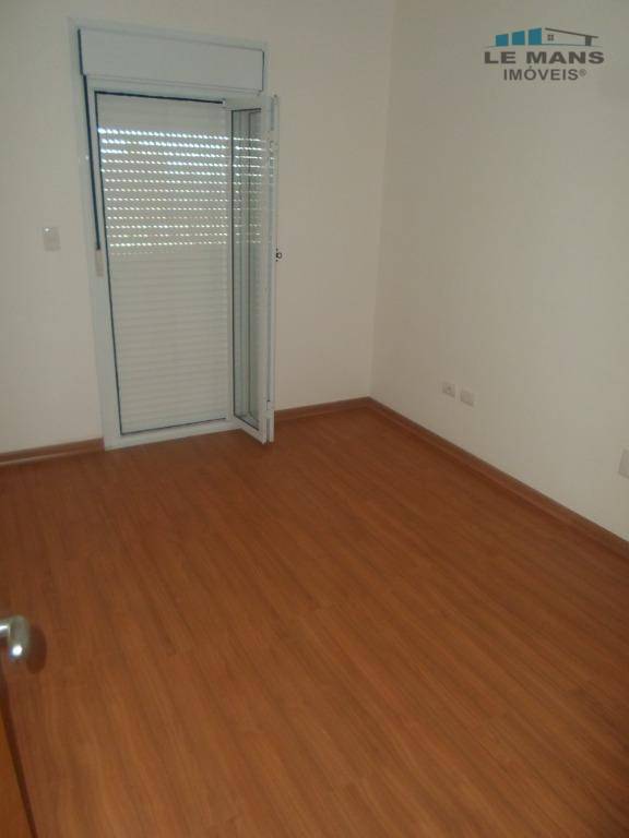 Apartamento à venda com 3 quartos, 118m² - Foto 11