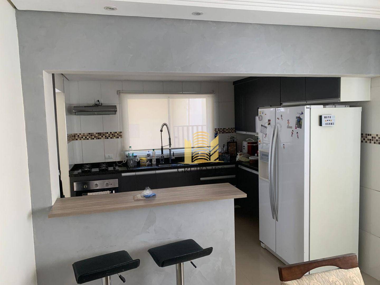 Casa à venda com 3 quartos, 250m² - Foto 9