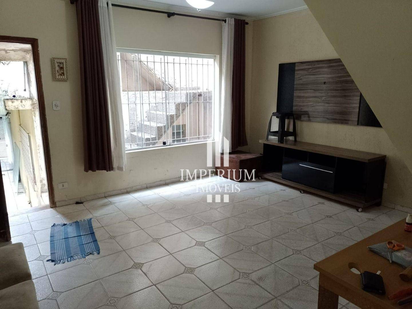 Sobrado à venda com 3 quartos, 210m² - Foto 1