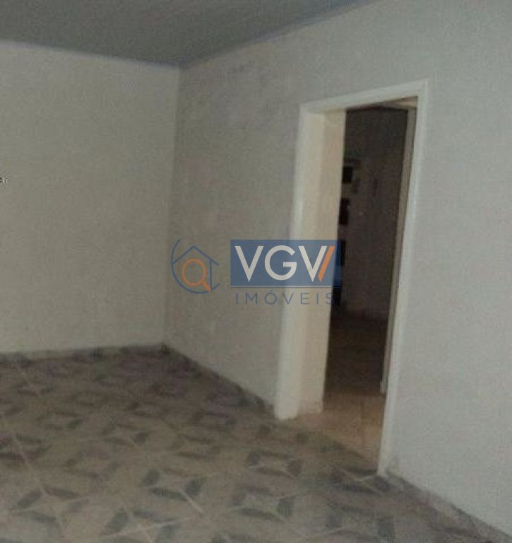 Casa à venda com 3 quartos, 190m² - Foto 4