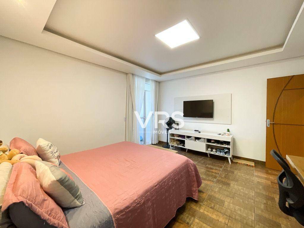 Casa de Condomínio à venda com 4 quartos, 450m² - Foto 27