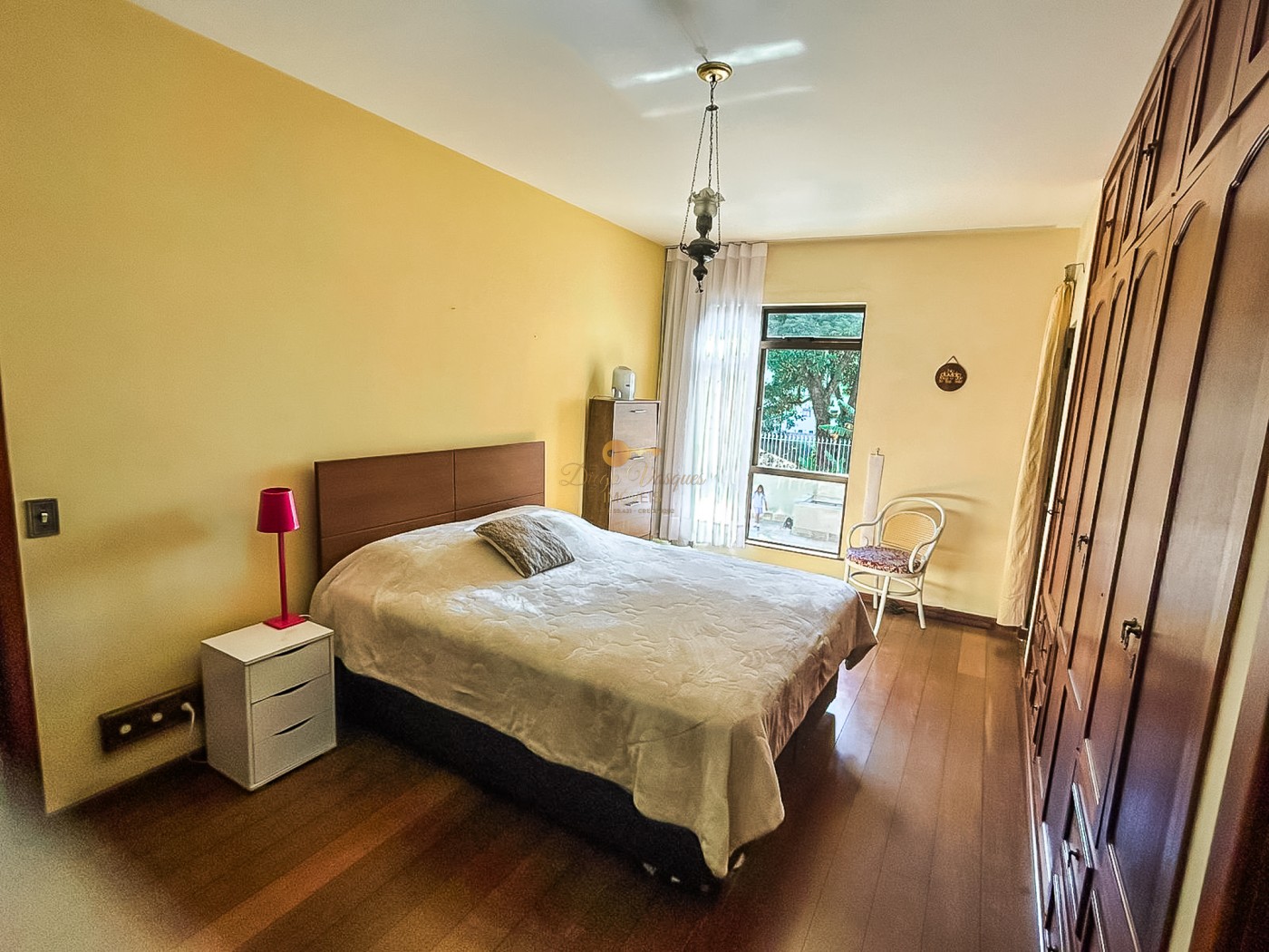 Apartamento à venda com 4 quartos, 210m² - Foto 9