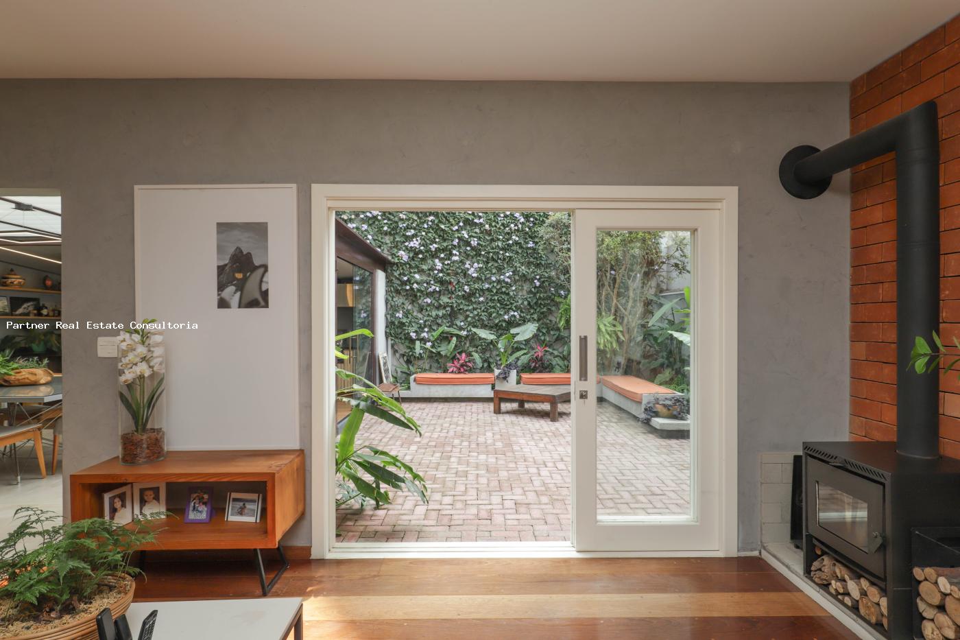 Casa de Condomínio à venda com 3 quartos, 383m² - Foto 19