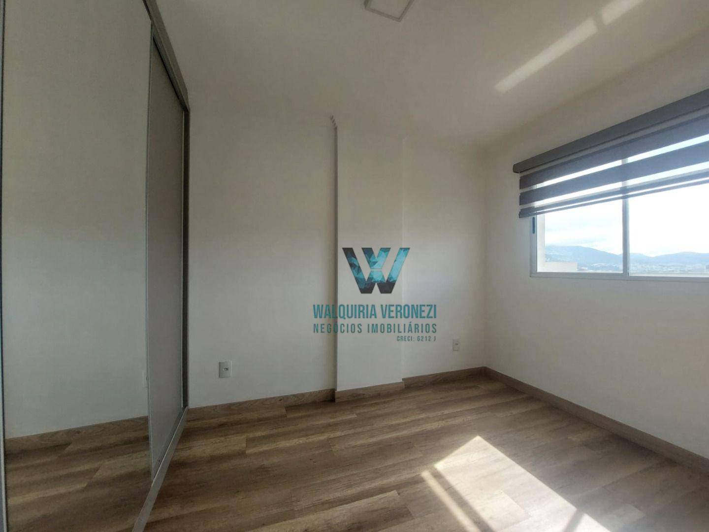 Apartamento à venda com 2 quartos, 80m² - Foto 17