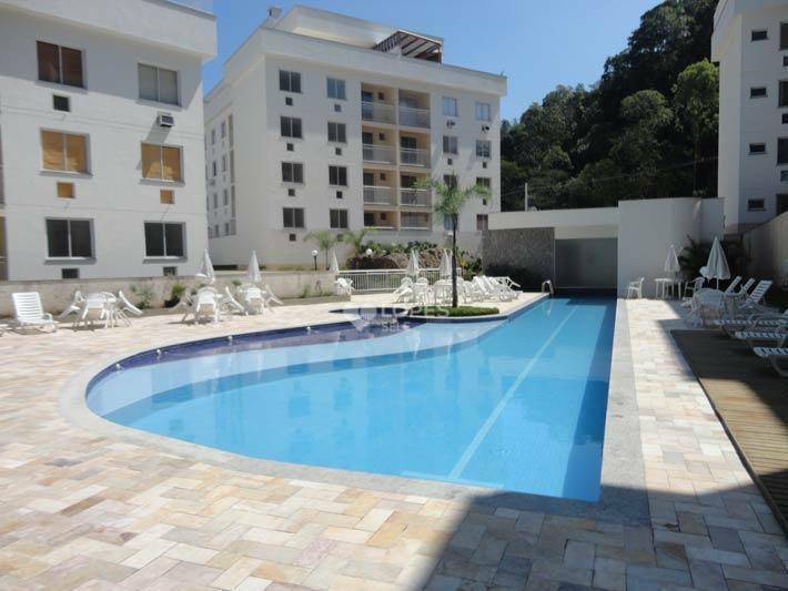 Apartamento à venda com 2 quartos, 60m² - Foto 12