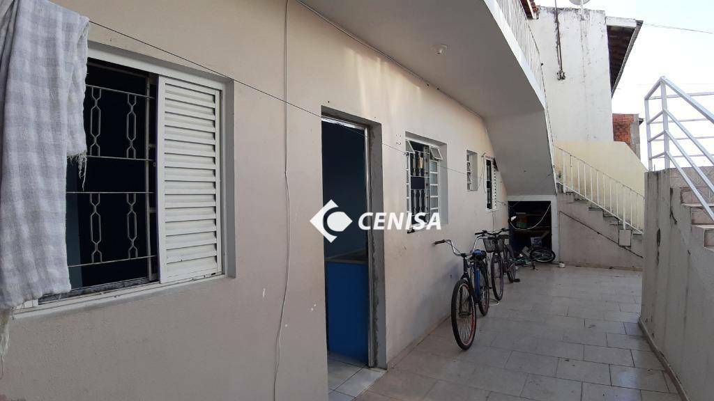 Casa à venda com 8 quartos, 402m² - Foto 5