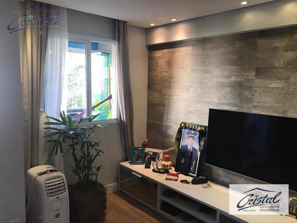 Apartamento à venda com 2 quartos, 69m² - Foto 3