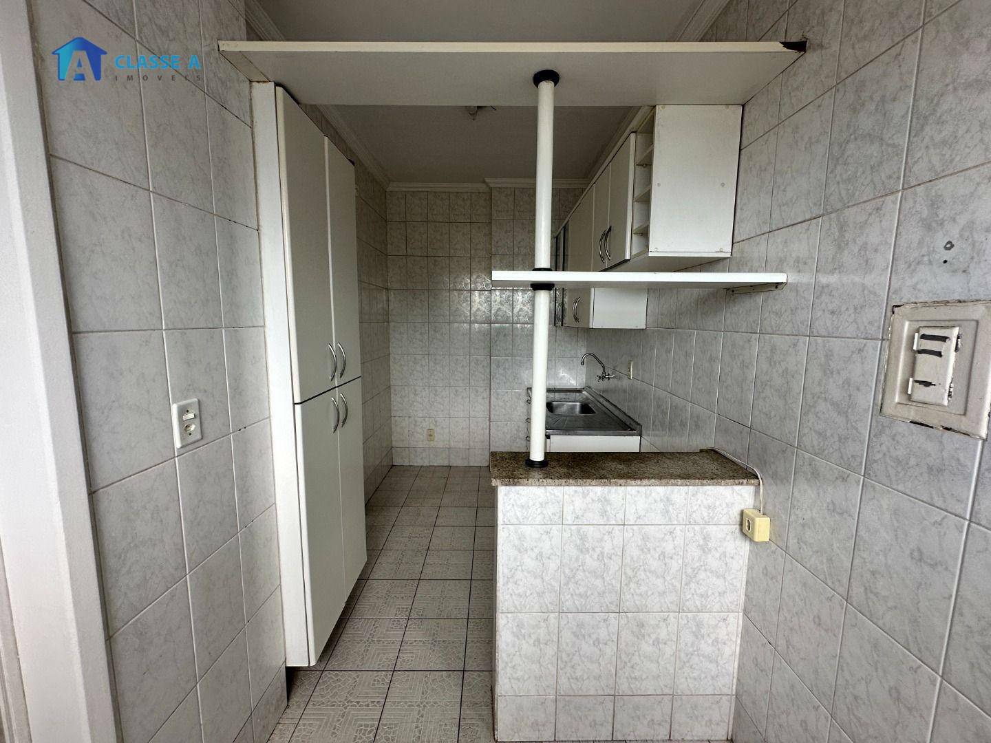 Apartamento à venda com 2 quartos, 58m² - Foto 14