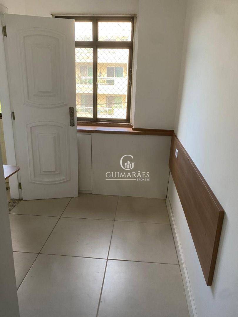 Apartamento à venda com 3 quartos, 138m² - Foto 3