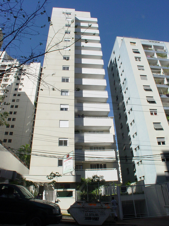 Apartamento à venda com 3 quartos, 130m² - Foto 1