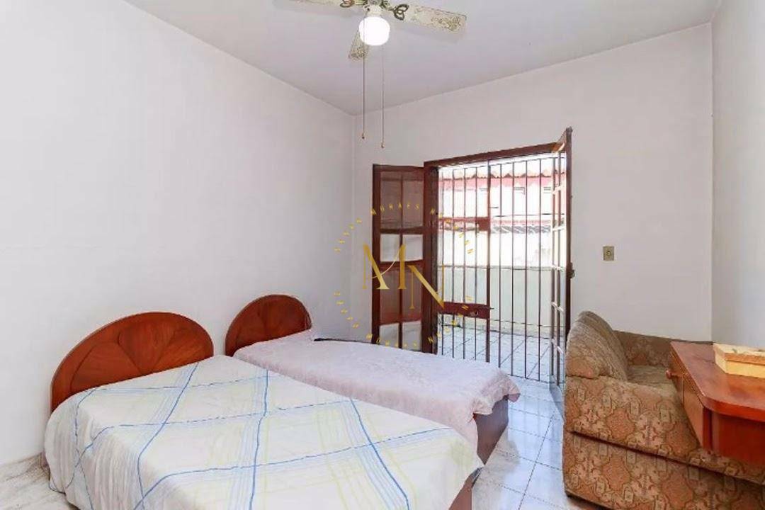 Casa para alugar com 4 quartos, 205m² - Foto 16