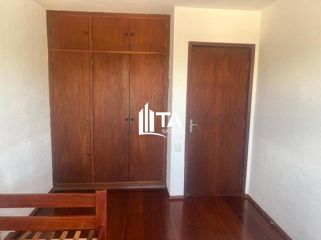 Casa à venda com 4 quartos, 288m² - Foto 21