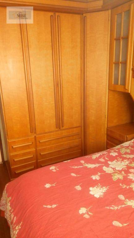 Apartamento à venda com 3 quartos, 64m² - Foto 3