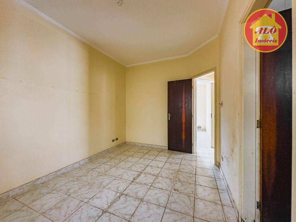 Casa à venda com 2 quartos, 75m² - Foto 12