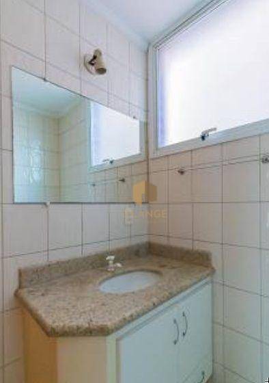 Apartamento à venda com 2 quartos, 70m² - Foto 13