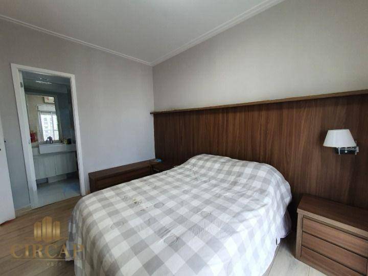 Apartamento à venda com 2 quartos, 67m² - Foto 10