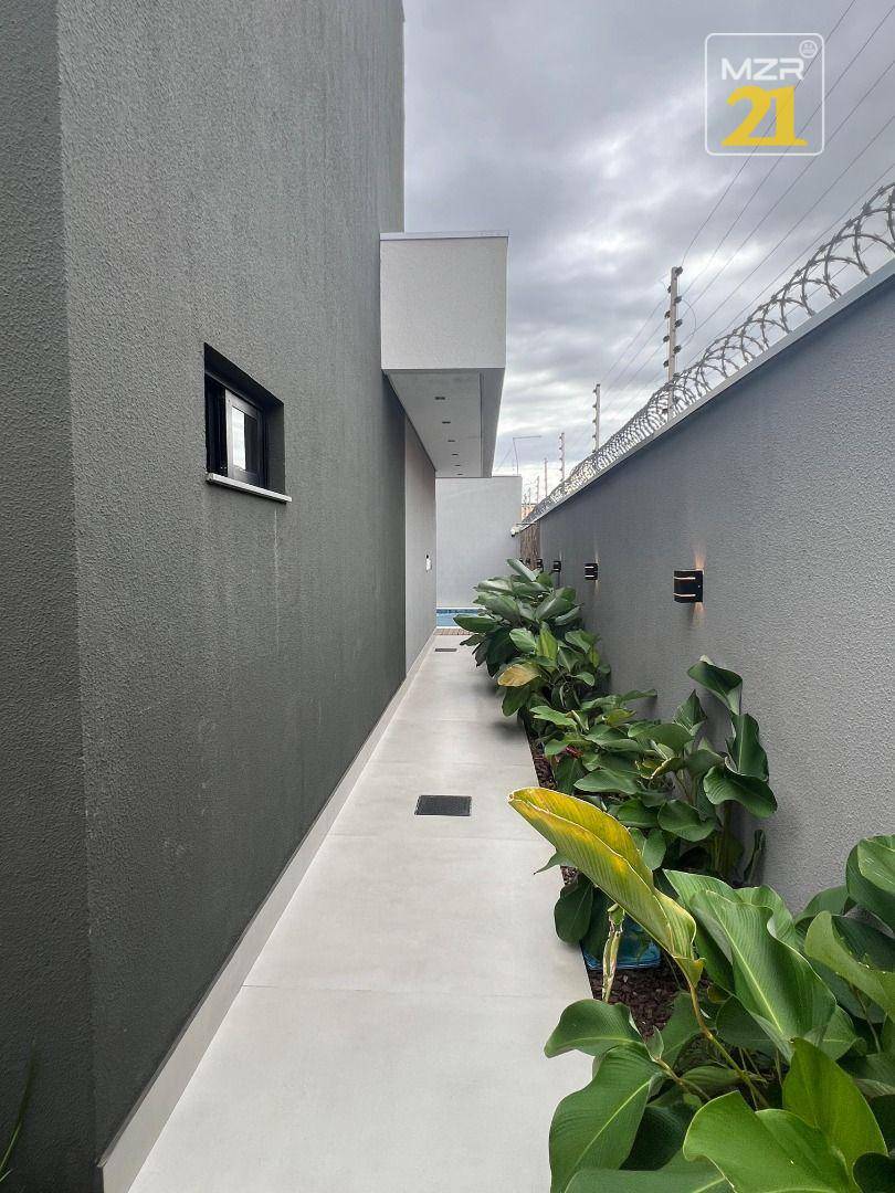 Casa à venda com 3 quartos, 200m² - Foto 8