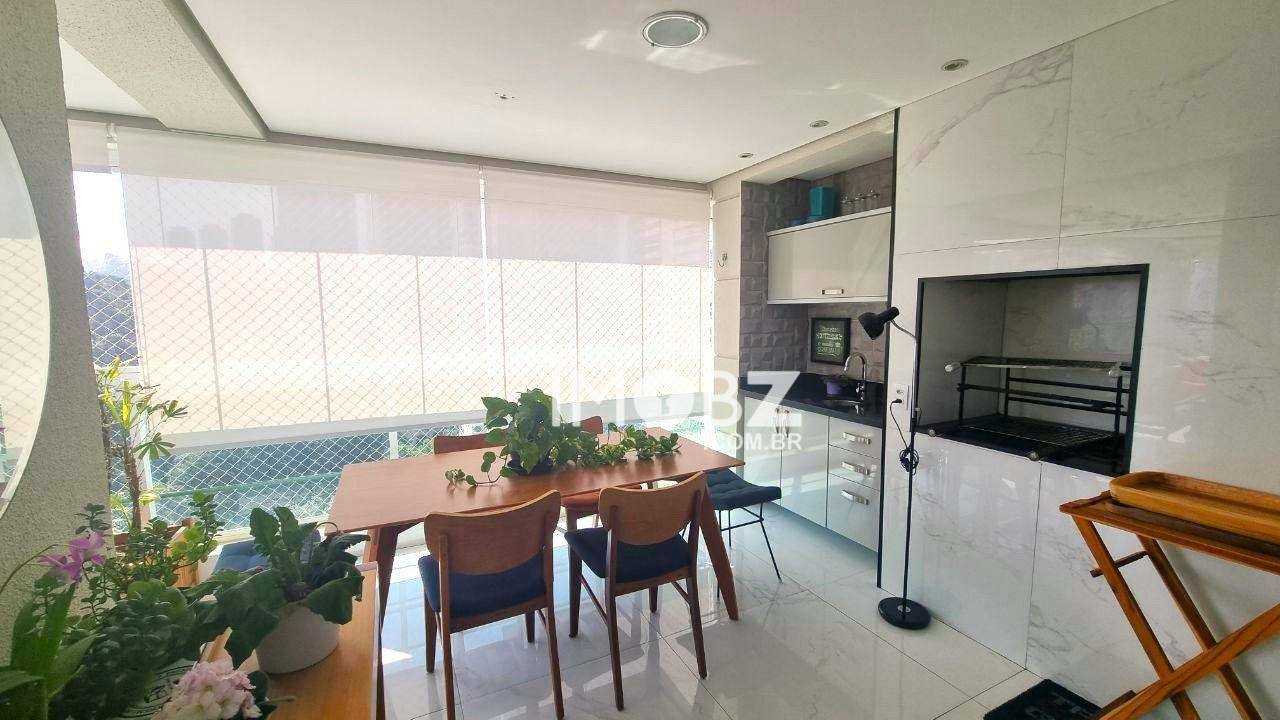 Apartamento à venda com 3 quartos, 175m² - Foto 1