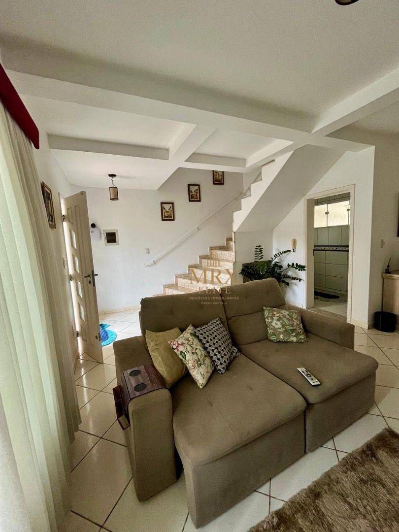 Casa, 3 quartos, 156 m² - Foto 3