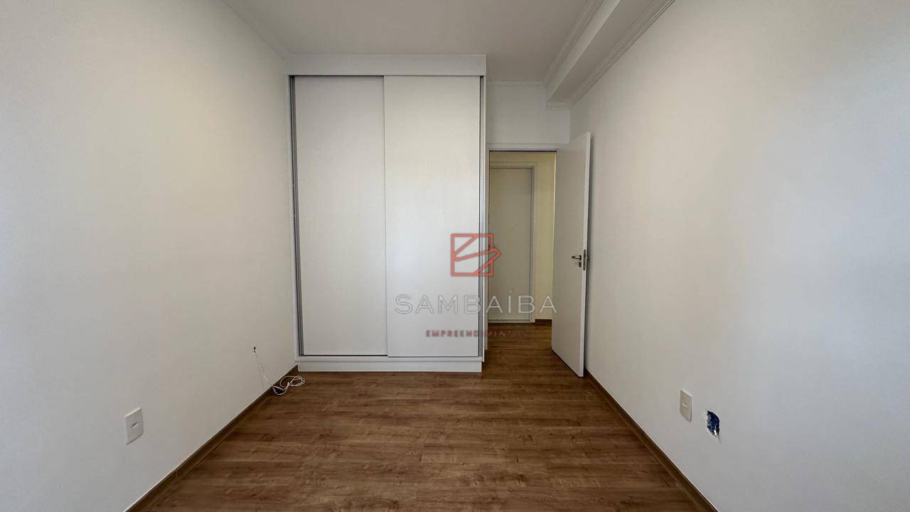 Apartamento para alugar com 3 quartos, 84m² - Foto 12