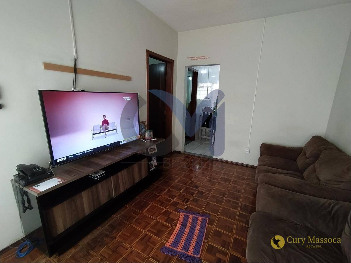 Casa à venda com 3 quartos, 341m² - Foto 18