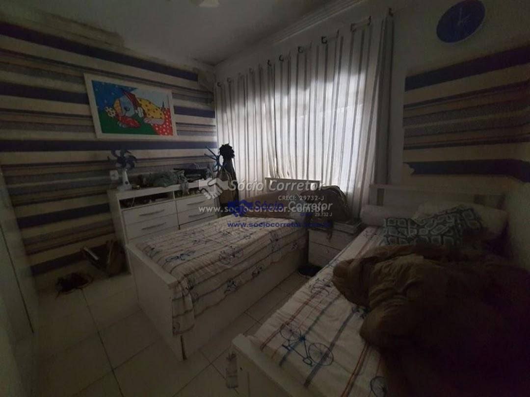 Casa à venda com 2 quartos, 180m² - Foto 14