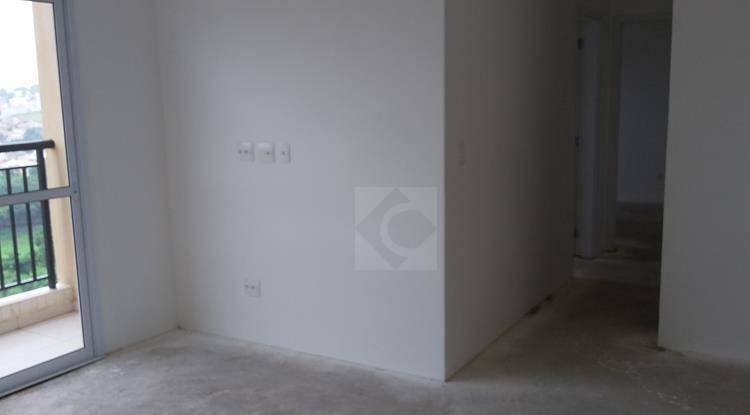 Apartamento à venda com 2 quartos, 67m² - Foto 4