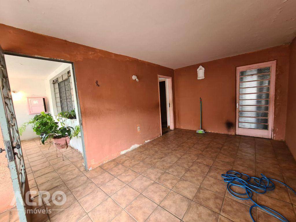 Casa à venda com 3 quartos, 210m² - Foto 19