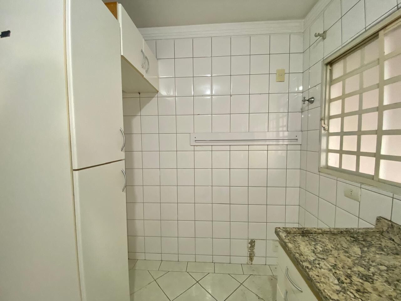 Casa para alugar com 3 quartos, 197m² - Foto 12