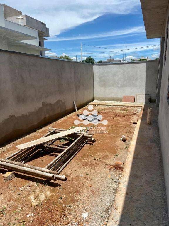 Casa de Condomínio à venda com 3 quartos, 151m² - Foto 11