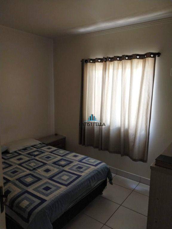 Apartamento à venda com 2 quartos, 67m² - Foto 4