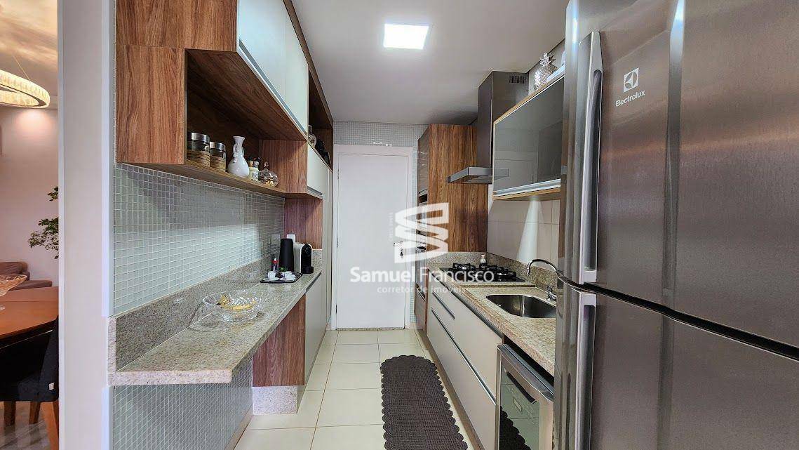 Apartamento à venda com 3 quartos, 97m² - Foto 8