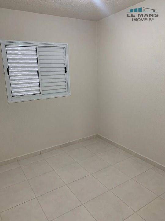 Casa para alugar com 2 quartos, 45m² - Foto 20