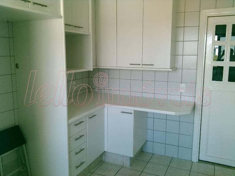 Apartamento para alugar com 4 quartos, 240m² - Foto 9