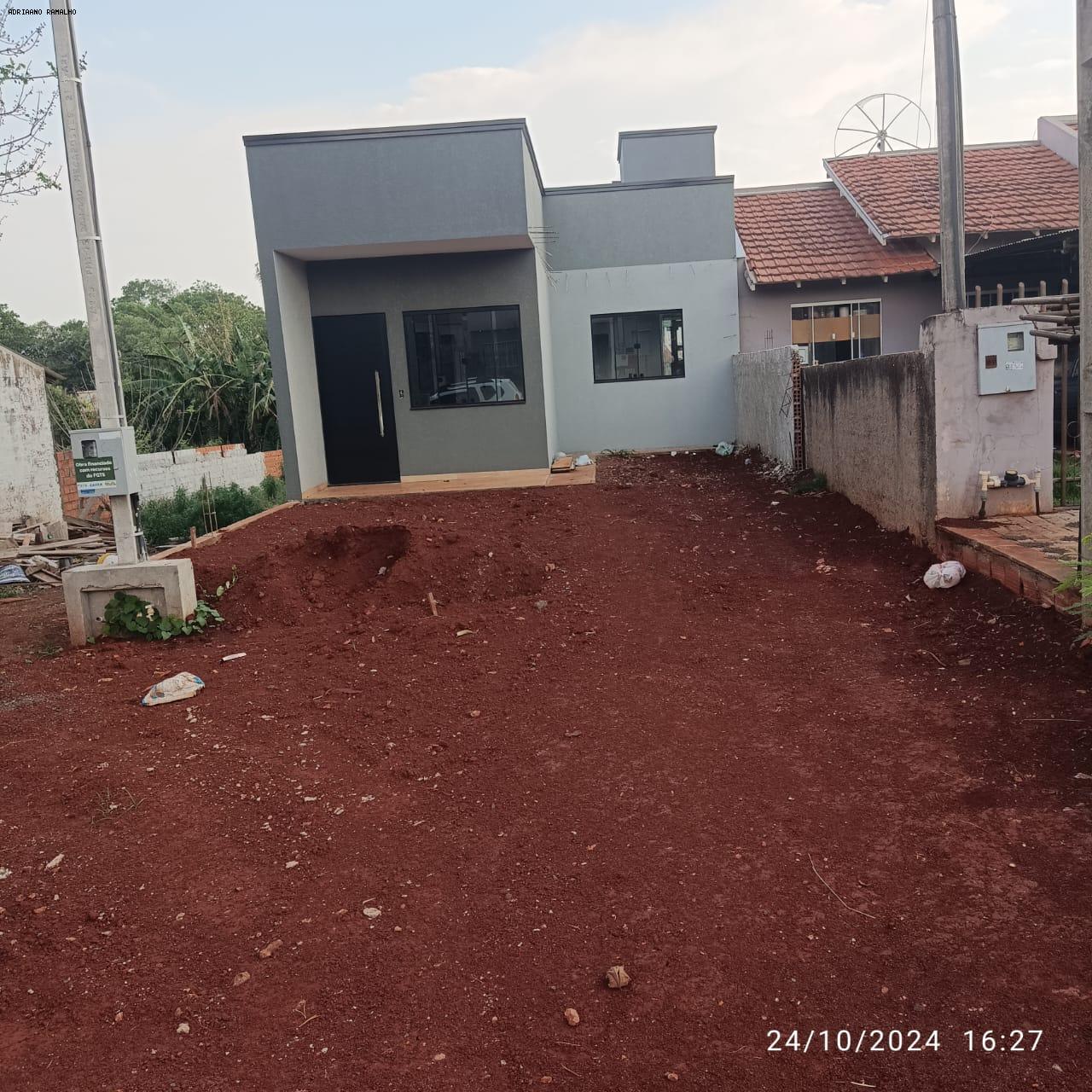 Casa à venda com 1 quarto, 53m² - Foto 2