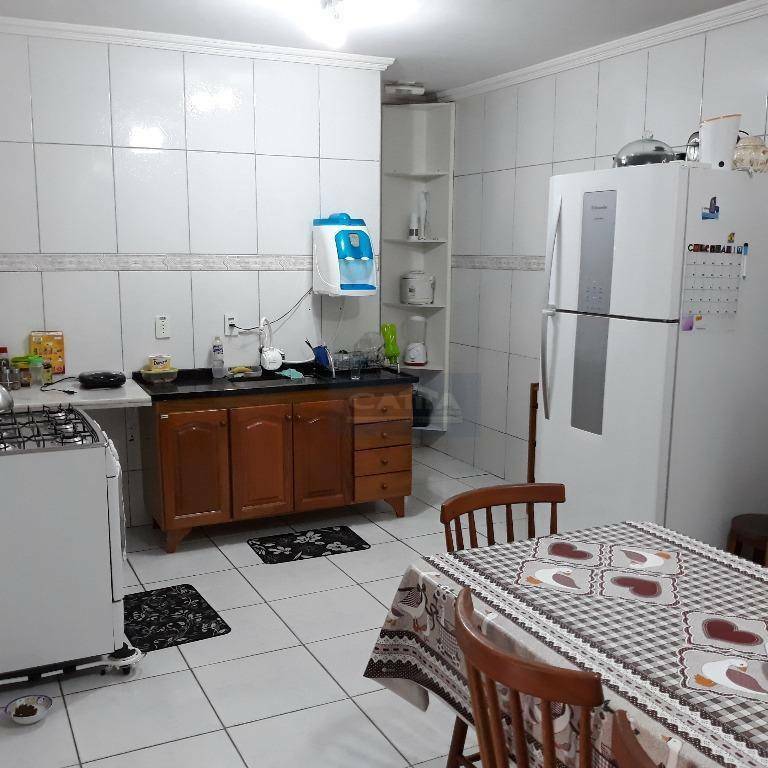 Sobrado à venda com 3 quartos, 250m² - Foto 12