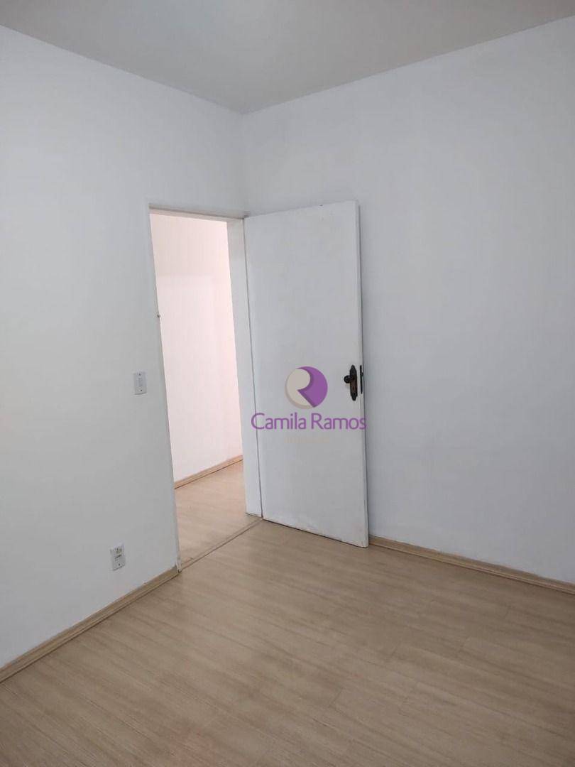 Apartamento à venda com 2 quartos, 62m² - Foto 8