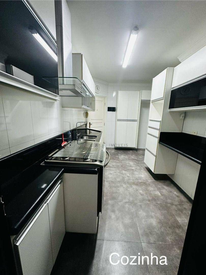 Apartamento à venda com 3 quartos, 105m² - Foto 19