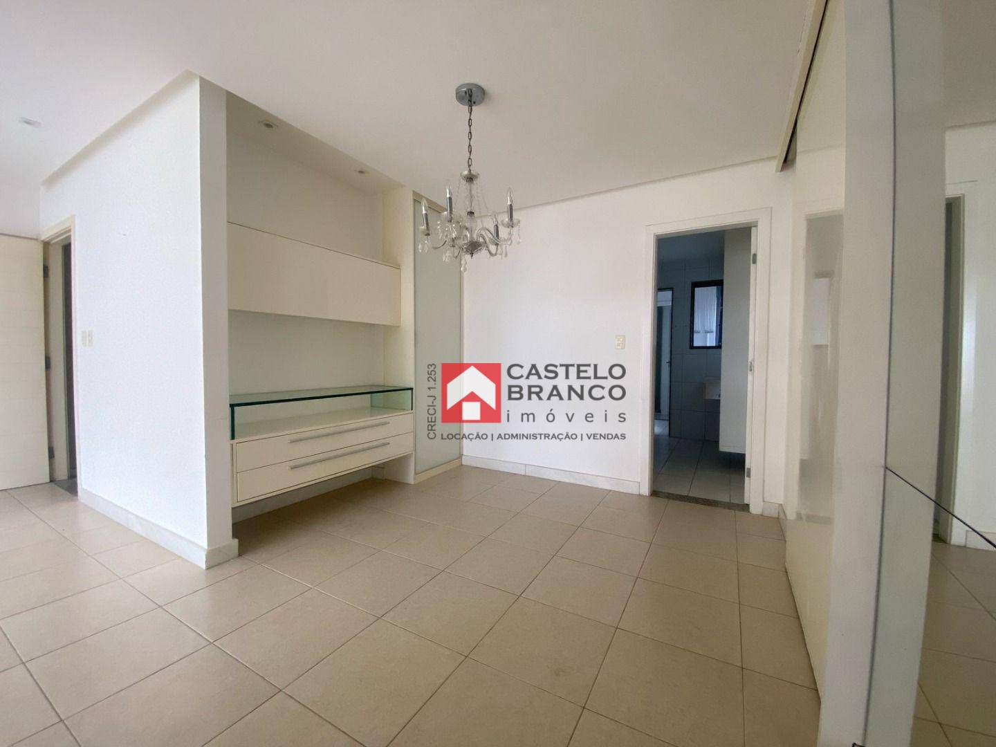 Apartamento à venda com 3 quartos, 130m² - Foto 7