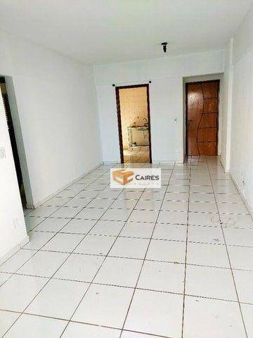 Apartamento à venda com 2 quartos, 80m² - Foto 11