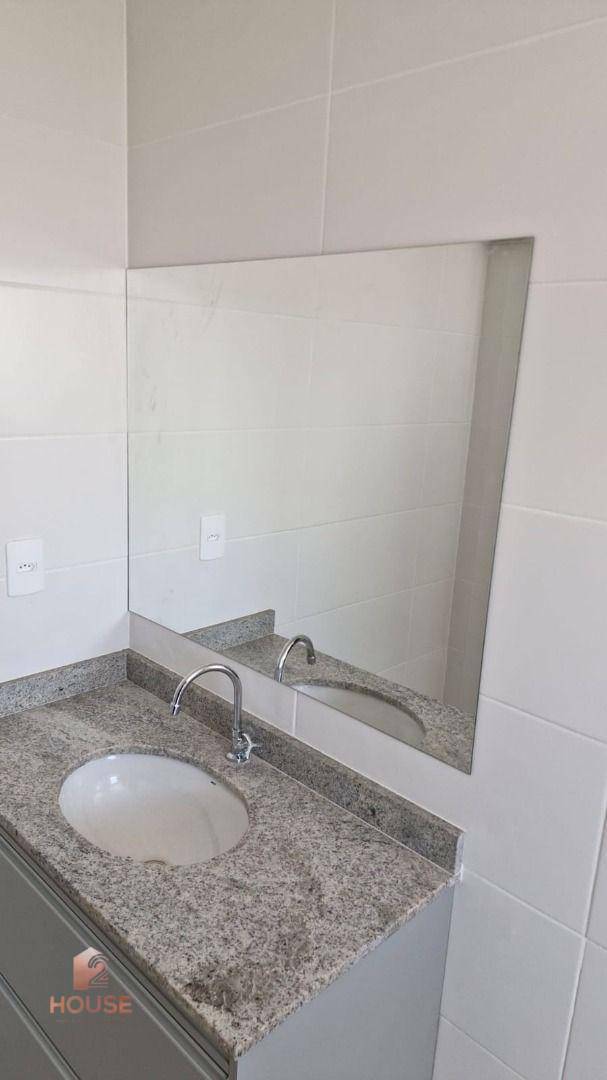 Apartamento para alugar com 2 quartos, 65m² - Foto 21