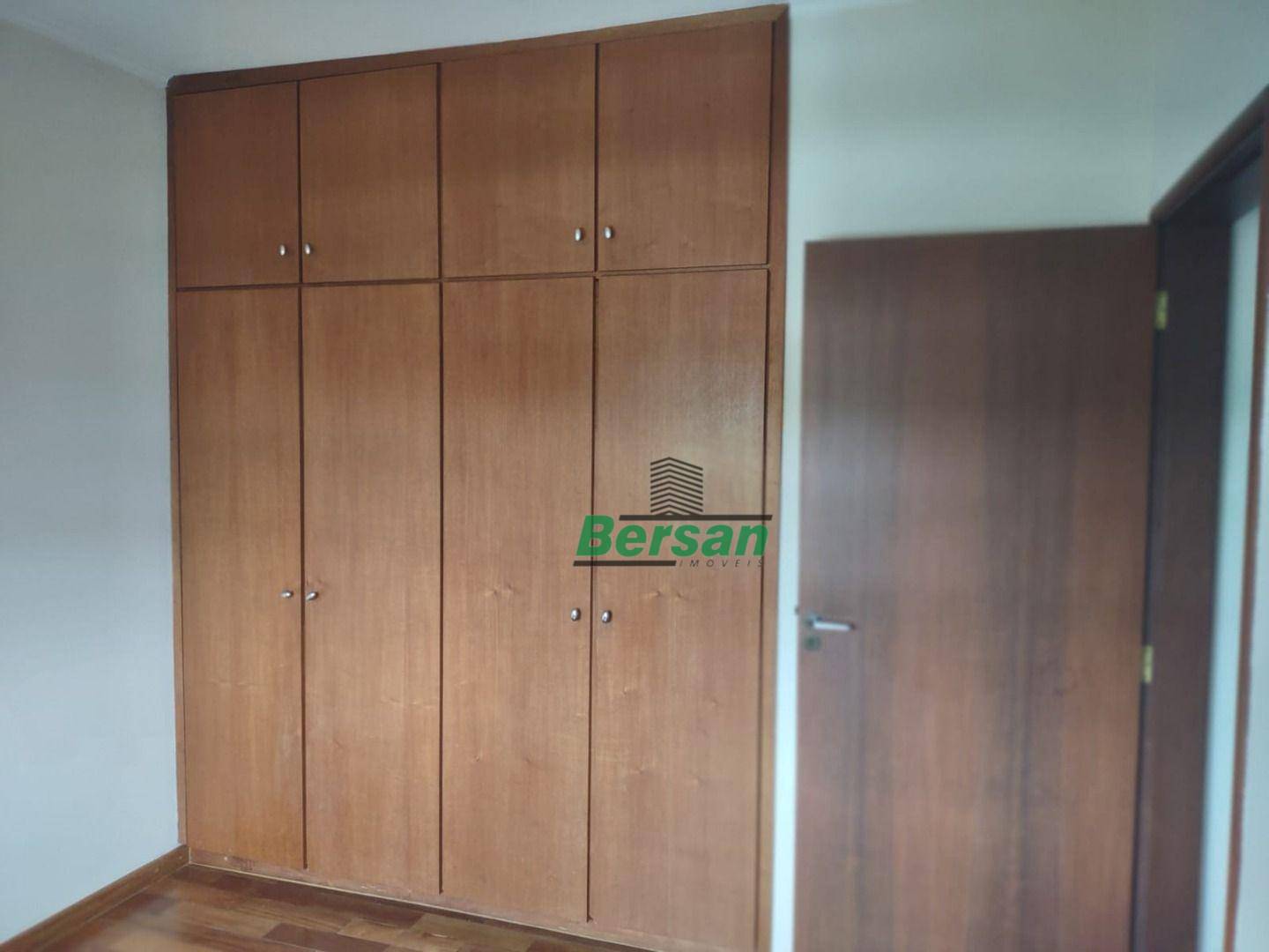 Casa de Condomínio à venda e aluguel com 3 quartos, 286m² - Foto 3
