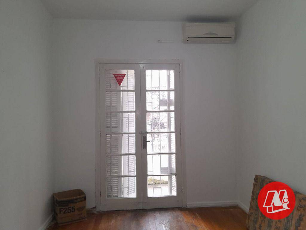 Casa para alugar com 2 quartos, 220m² - Foto 20