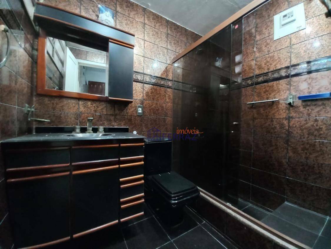 Apartamento à venda com 3 quartos, 136m² - Foto 20